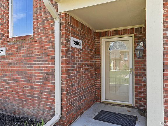 2nd image of 3993 Cornerstone Dr