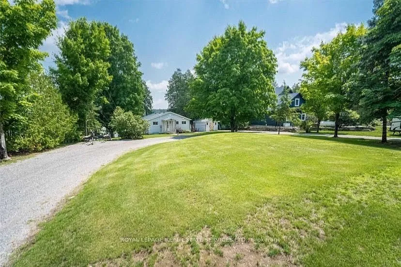3 bed, $3,200 — Photo 3