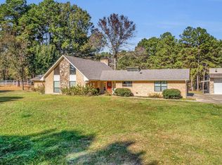 829 Meador Rd, Kilgore, TX 75662