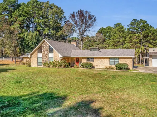 829 Meador Rd, Kilgore, TX 75662