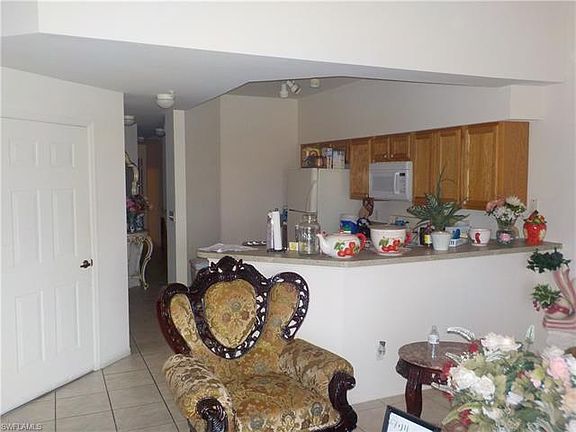 2nd image of 4391 Cortina Cir APT 242
