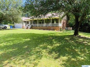 113 Guinivere Dr, Albertville, AL 35950