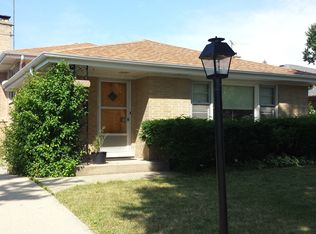 8256 N Neva Ave, Niles, IL 60714