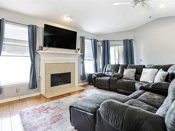 4th image of 350 Emerald Forest Blvd APT 14203