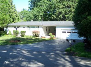 210 Helen Rd, Rochester, NY 14623