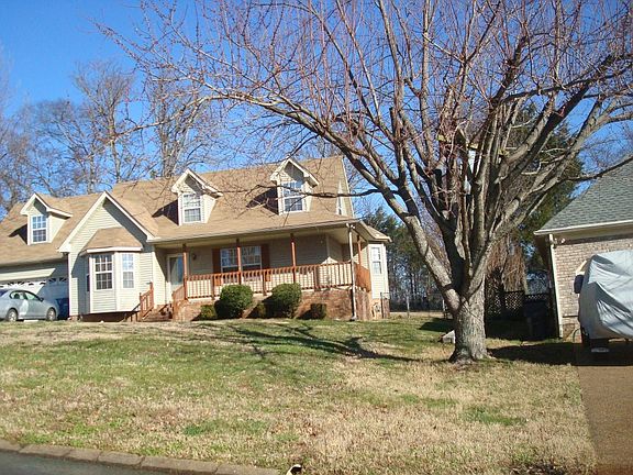 2nd image of 208 Rollingwood Ct