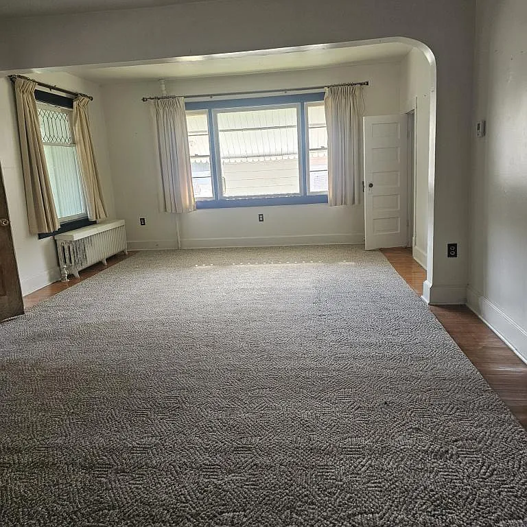 140 Wisconsin Ave — Photo 1