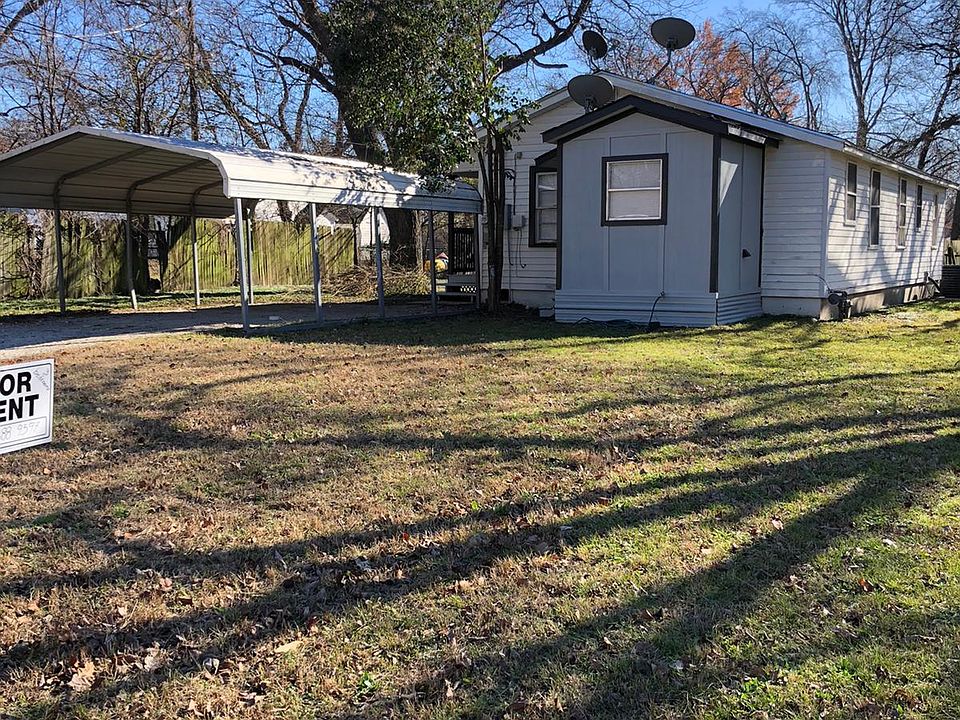 1st image of 1024 Lanius St