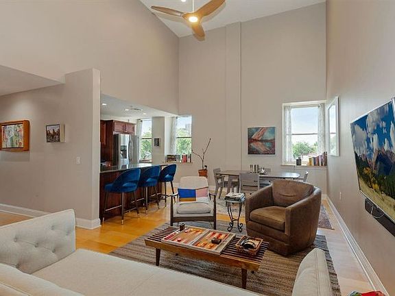 2nd image of 769 Montgomery St APT 404X