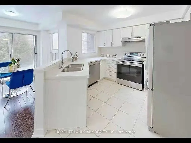 47 Waterton Cres — Photo 6