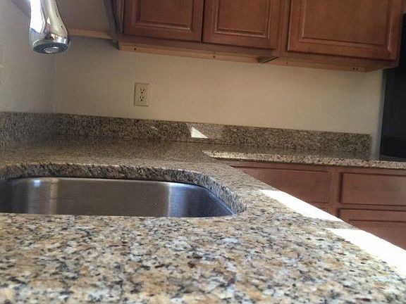 4th image of 1037 Hearthstone Dr