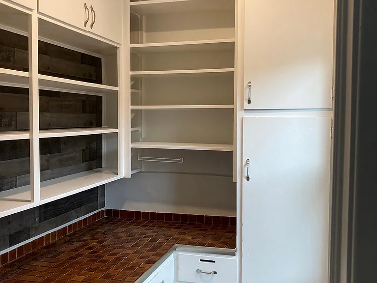 1327 Madison St NE #1 — Photo 17