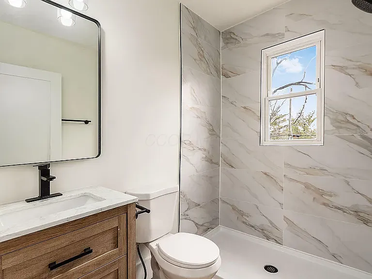 1165 E Whittier St — Photo 9