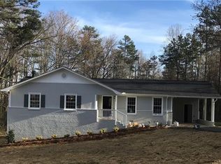 8424 Willhill Rd, Mint Hill, NC 28227