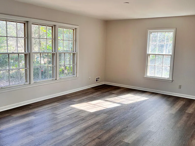 635 Heathmoor Pl — Photo 5