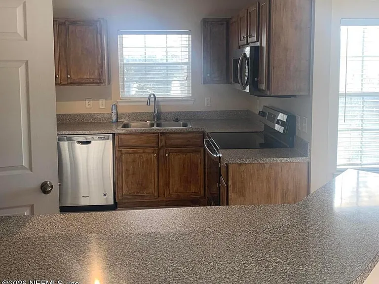 7800 Point Meadows Dr #731 — Photo 13