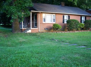 301 S Lindell Rd, Greensboro, NC 27403