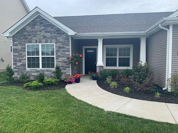 3rd image of 2914 Peaks Mill Dr