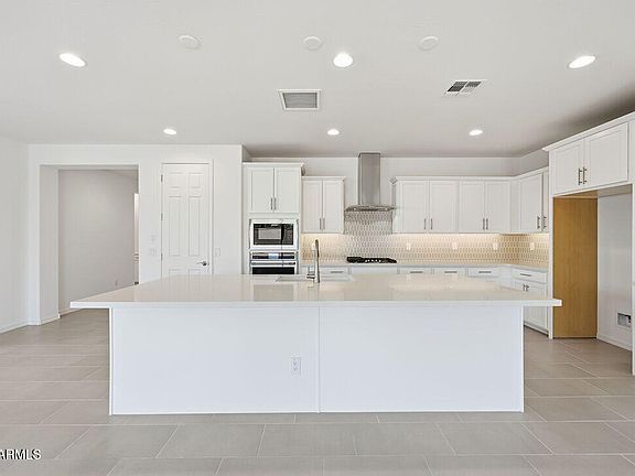 3rd image of 5652 N 178TH Drive