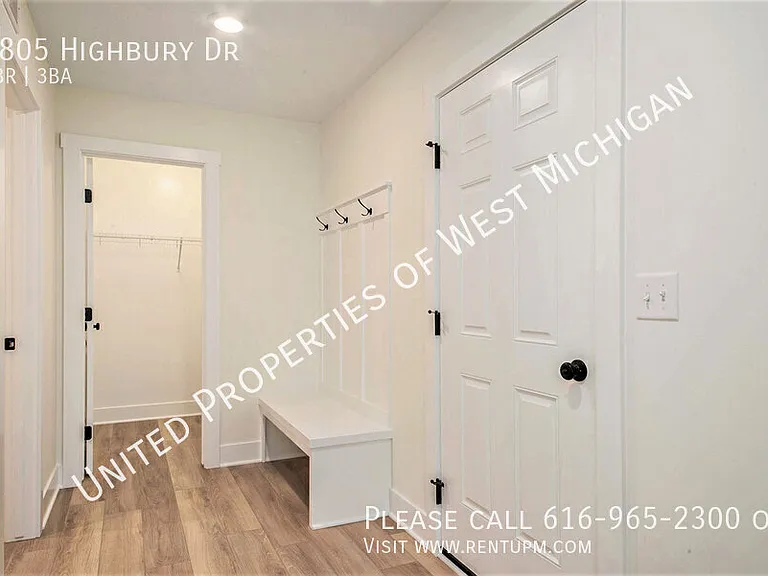 3805 Highbury Dr — Photo 7