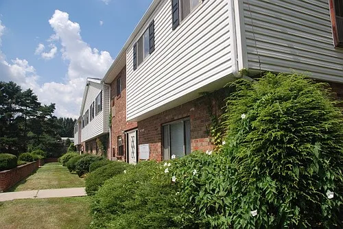 Cumberland Court Photo 1