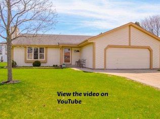 2841 W Briarwood Dr, Franklin, WI 53132
