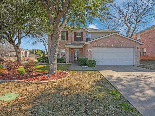 608 International Dr, Euless, TX 76039