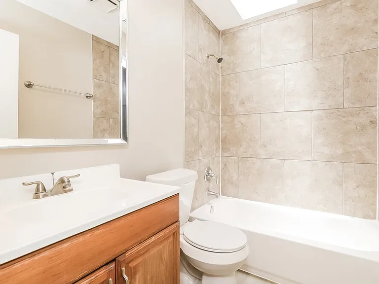 13403 Woodward Dr — Photo 17