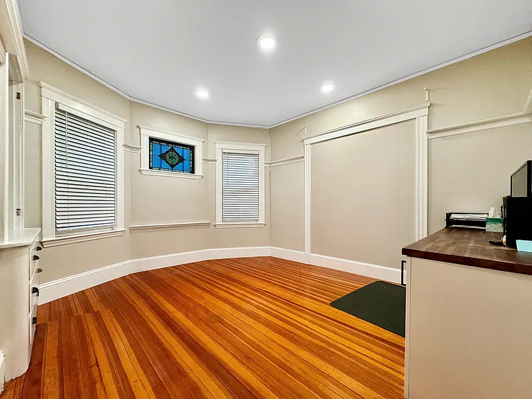 56 Dorset St #1 — Photo 7