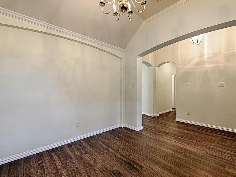 3912 Releigh Ct — Photo 18