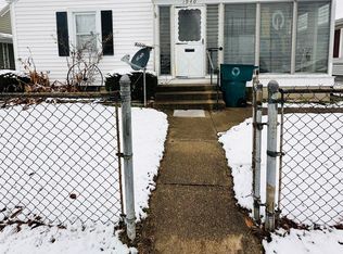 1940 W 9th St, Muncie, IN 47302