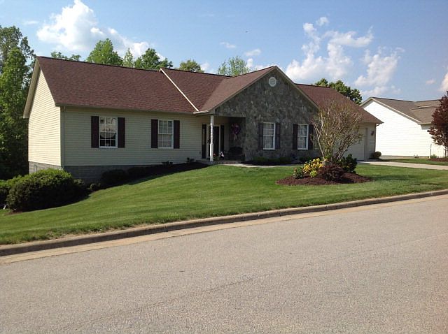 1st image of 132 Arey Ct