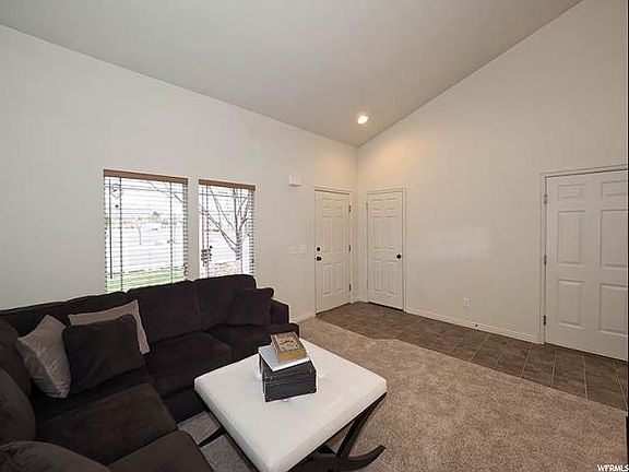 4th image of 1435 N 1975 W