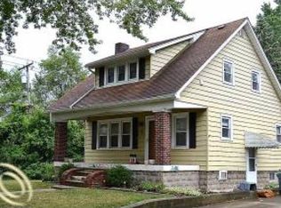 21 Goldner Ave, Waterford, MI 48328