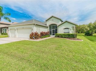 27045 Hollybrook Trl, Zephyrhills, FL 33544