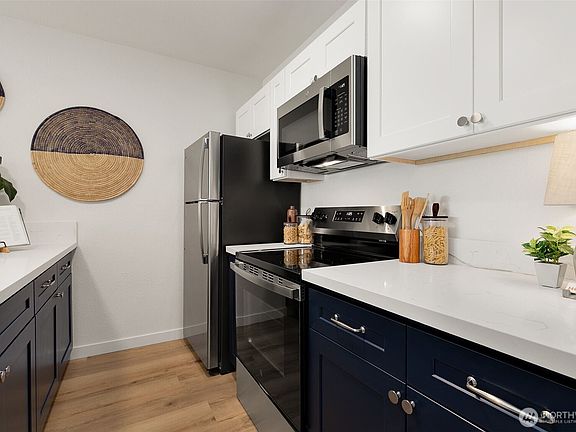 5th image of 5824 NE 75th Street #307