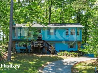 1121 Danube Trl, Sugar Hill, GA 30518