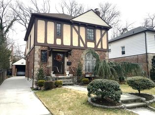 8017 221st St, Jamaica, NY 11427