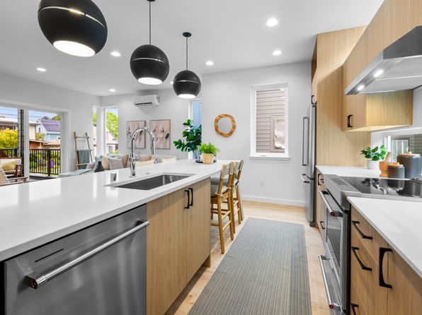 seattle-washington-442363128 picture