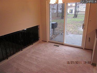 5th image of 24010 Fairlawn Dr