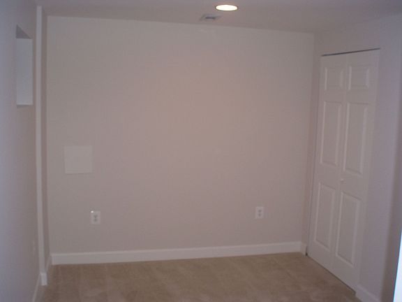 4th bdrm/office w/ window