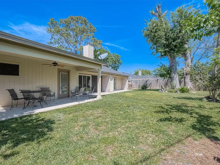 3019 Stoney Brook Dr — Photo 39