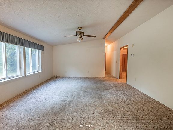 5th image of 4448 Eastway Dr SE