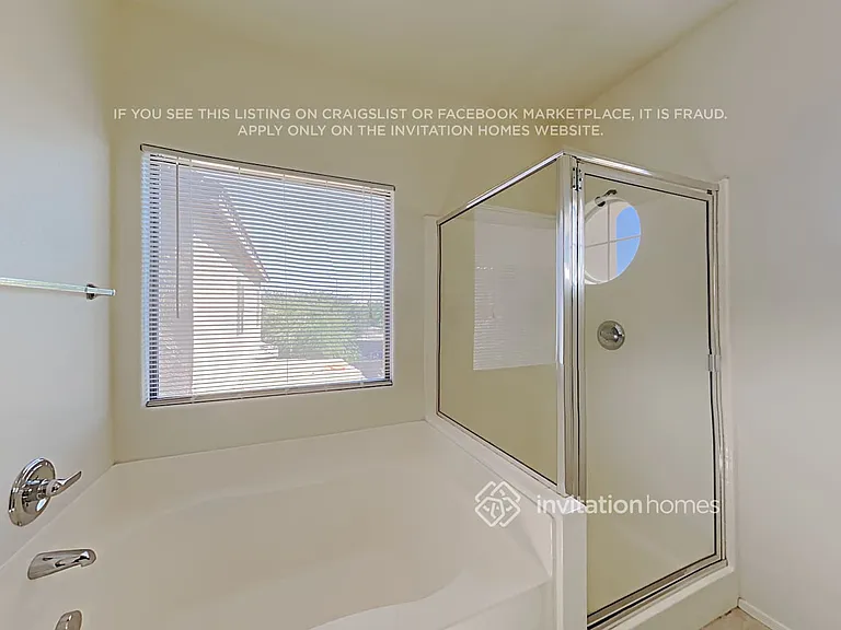 16037 W Banff Ln — Photo 17
