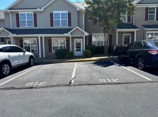 612 Graythorn Ln, Greenville, SC 29607