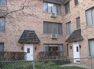 1762 W Highland Ave APT 203, Chicago, IL 60660