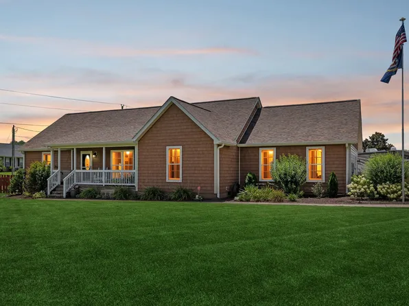 4518 Polaris Dr, Chapel Hill, TN 37034