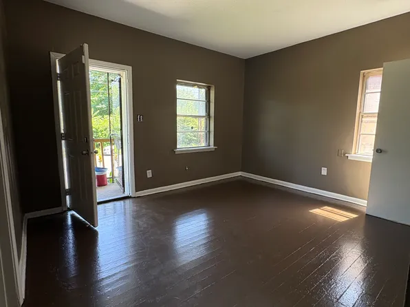 261 E Trigg Ave, Memphis, TN 38106