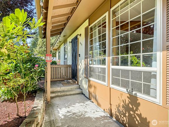 2nd image of 29311 33rd Avenue S