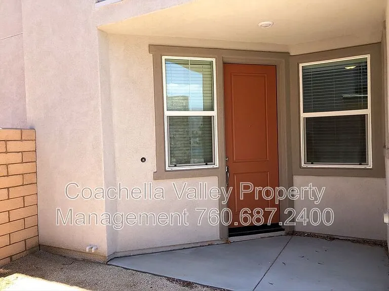 84401 Passagio Lago Way — Photo 3